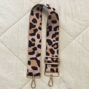 Purse strap adjustable